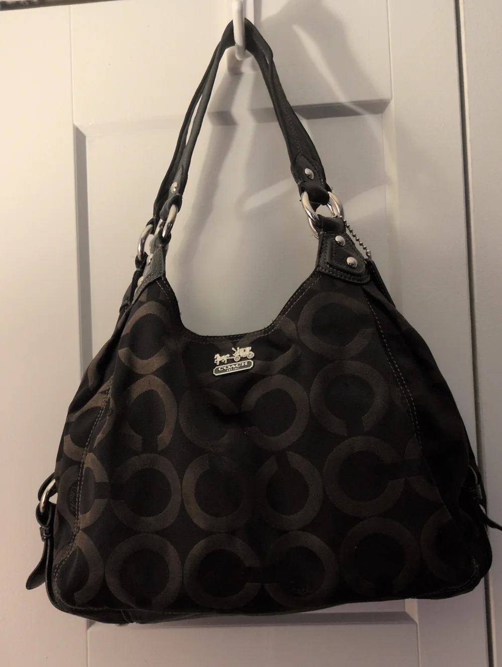 2005 Coach Madison Maggie Black Signature 'C' Pattern Shoulder Bag H0973-14305